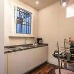La Maison De & Bed & Breakfast 4*