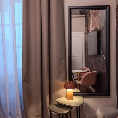 فندق مبيت وإفطار La Maison De & 4*