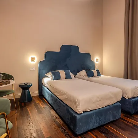 La Maison De & 4*