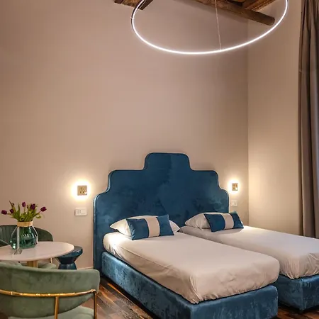 La Maison De & 4*
