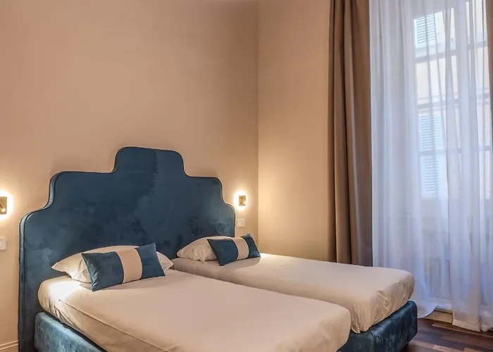 La Maison De & فندق مبيت وإفطار 4*