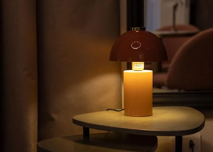 La Maison De & Bed & Breakfast 4*