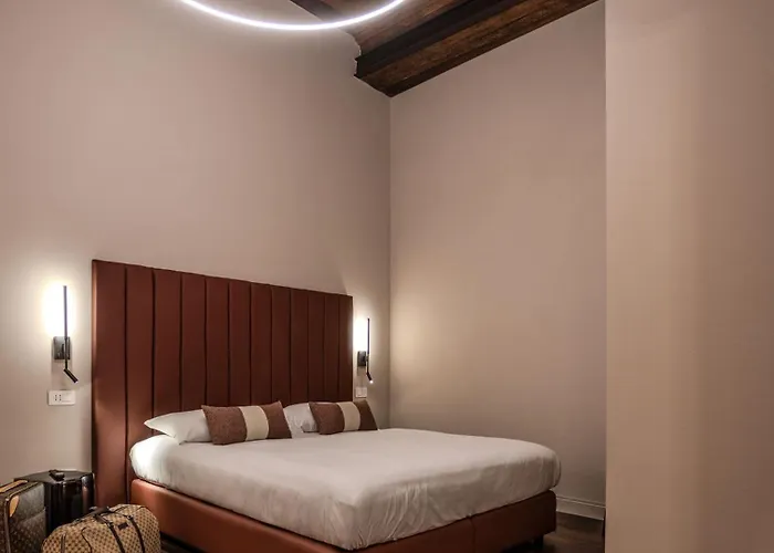 La Maison De & 4* بياتشينسا