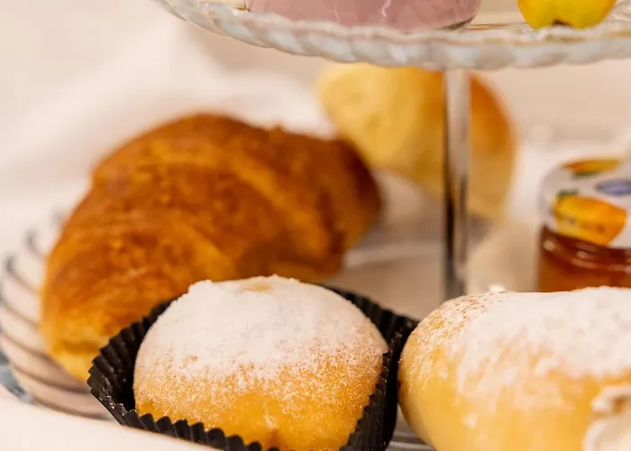 Bed & Breakfast La Maison De & Piacenza