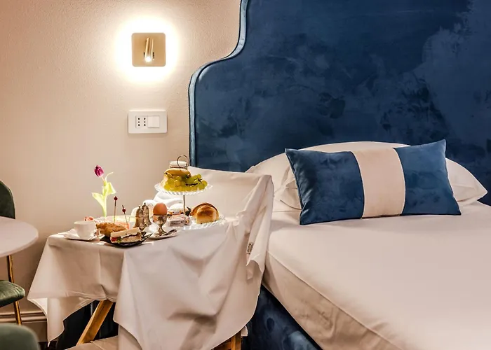 La Maison De & Bed and Breakfast Πιατσέντζα